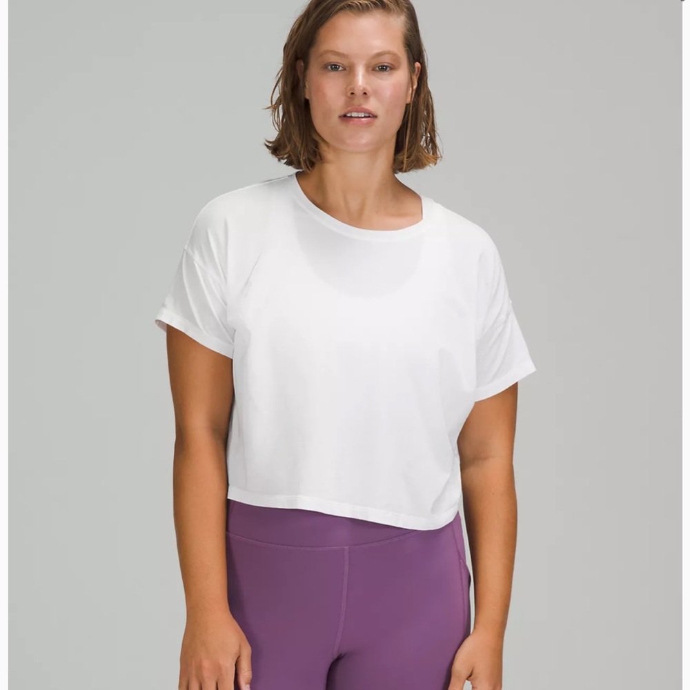 Lululemon Cates Tee in White, Size 8